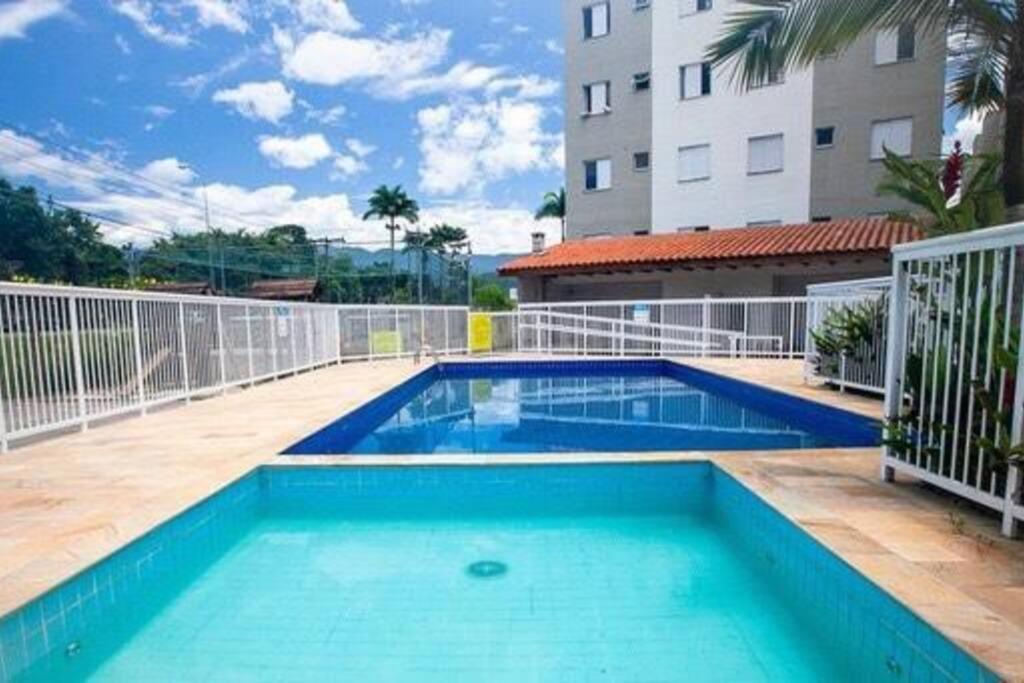 Apartamento Ubatuba - Ar Condicionado, Estacionamento, Elevador, Portaria 24H - Wifi Gratis! - Jardim Das Palmeiras 外观 照片